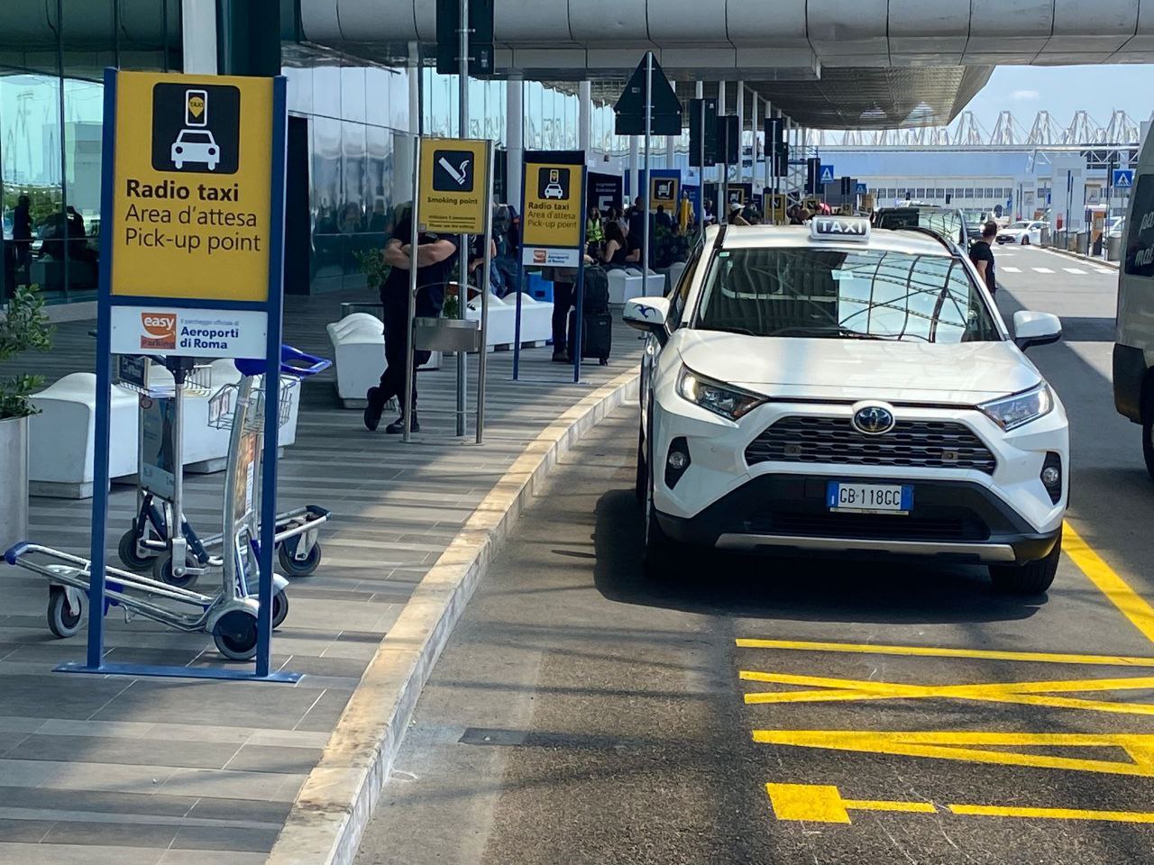 taxi-fiumicino-roma-servizio-fiumicino-express-samarcanda-065551